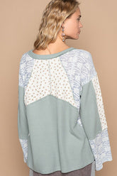 POL Lace Floral Round Neck Knit Top OutfitFlow